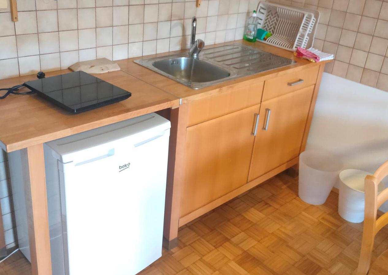 שקופיה-לוקה Rooms And Apartment Na Poljani מראה חיצוני תמונה